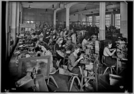 Genève, avenue de la Jonction : atelier des petites presses de l'usine Gardy