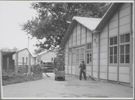 Genève, avenue de la Jonction : transport de matériaux à l'usine Gardy