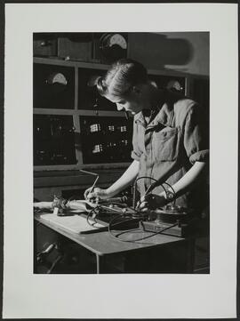 Genève, avenue de la Jonction : laboratoire électrique de l'usine Gardy