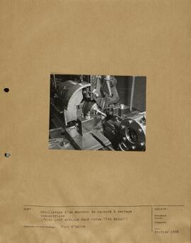 Genève, avenue de la Jonction : pressage à chaud à l'usine Gardy