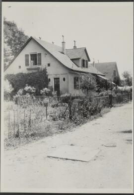 Genève, chemin de Tivoli : villa Gardy