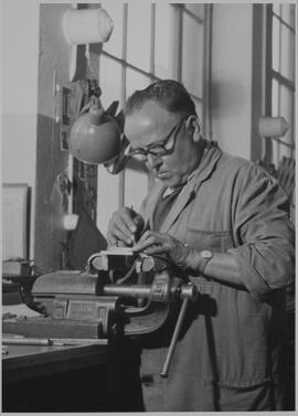 Genève, avenue de la Jonction : atelier de mécanique de l'usine Gardy