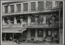Genève, avenue de la Jonction : façade de l'usine Gardy