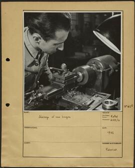 Genève, avenue de la Jonction : fabrication de pièce à l'usine Gardy