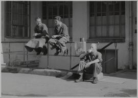 Genève, avenue de la Jonction : ouvriers de l'usine Gardy