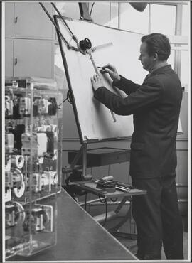 Genève, avenue de la Jonction : atelier de publicité de l'usine Gardy