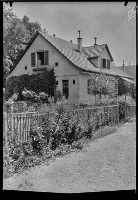 Lancy, chemin de Tivoli : villa Gardy